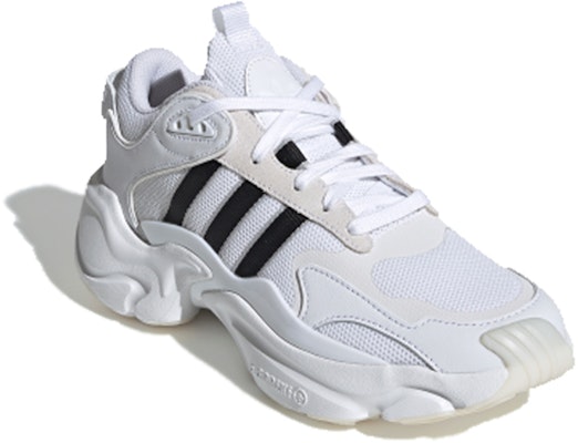 (W) adidas Magmur Runner 'Footwear White' Putih Sepatu EE5139 Lookbook (W) adidas Magmur Runner 'Footwear White' Putih Sepatu EE5139