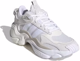 Shop (女款)adidas Magmur Runner 'White Bliss' EH1095
