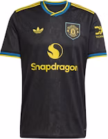 adidas Manchester United 25/26 Fan Jersey - Slim Fit Crewneck Tee KD4225 adidas Manchester United 25/26 Fan Jersey - Slim Fit Crewneck Tee KD4225