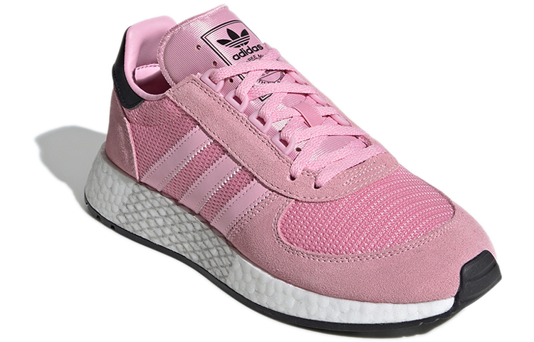 Lookbook (W) adidas Marathon Tech 'True Pink' Wanita EE4948