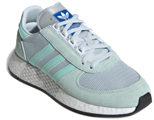 (W) adidas MARATHON TEKNOLOGI Wanita G27708 Lookbook (W) adidas MARATHON TEKNOLOGI Wanita G27708