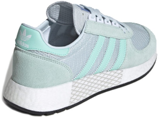 (W) adidas MARATHON TEKNOLOGI Wanita G27708 Shop (W) adidas MARATHON TEKNOLOGI Wanita G27708