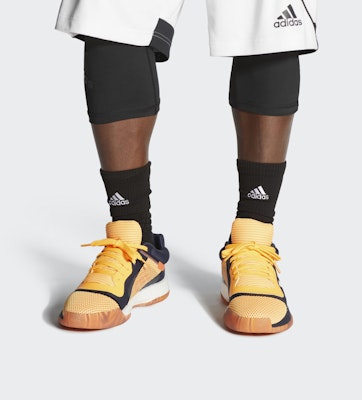 (W) adidas Marquee Boost Low Kasut – Jingga EF9802 Purchase (W) adidas Marquee Boost Low Kasut – Jingga EF9802