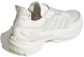 Shop adidas MTS 舒適 耐磨 低筒 跑步鞋 女款 白銀