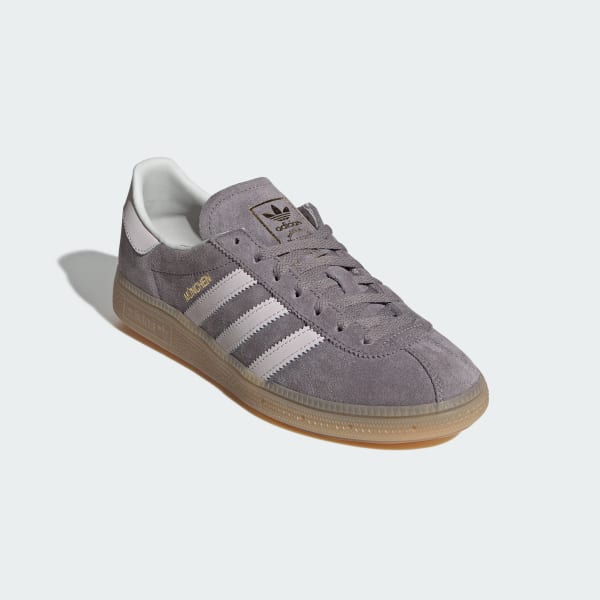 Shop (W) adidas 慕尼黑 米色氧化/冰紫色/環行灰 IH4223