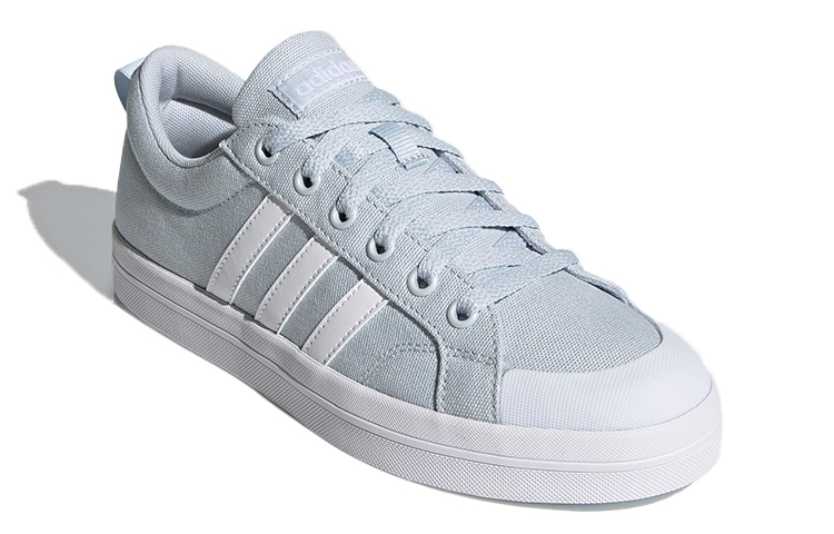 Shop (W) adidas Neo Bravada Blau Sneaker FY8805