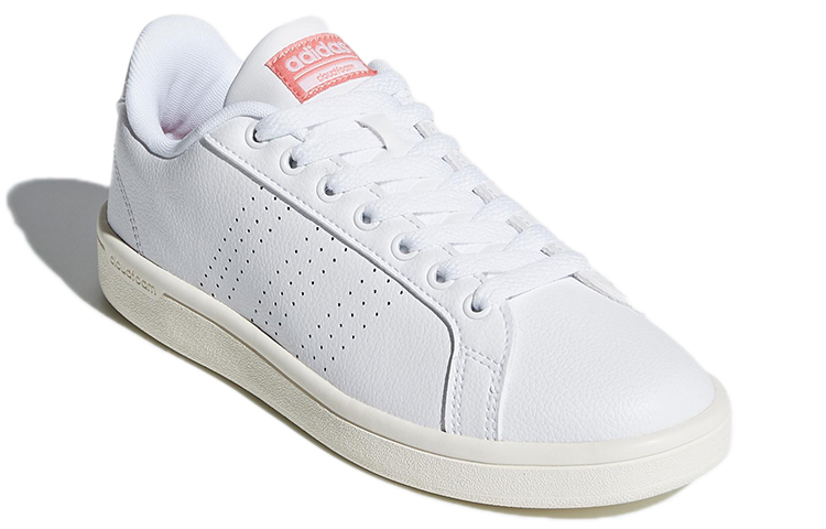 Lookbook adidas neo Cf Advantage Cl 防滑輕便休閒板鞋 女款 閃亮白色