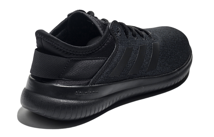 Shop adidas neo Cf Qtflex 低筒 跑步鞋 女款 黑色