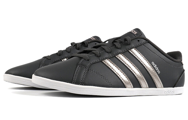 Lookbook adidas neo Coneo Qt 女款 黑銀