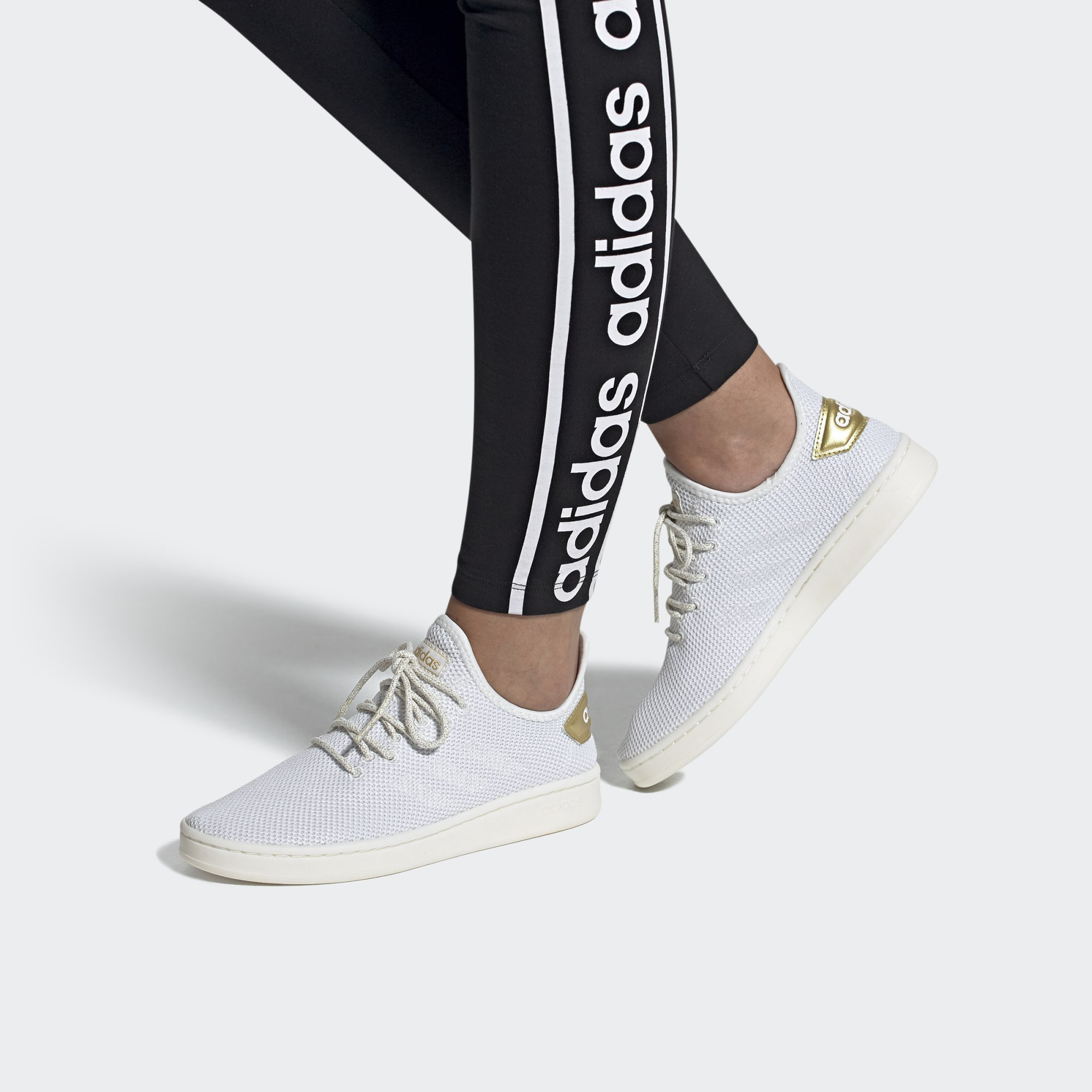 Sizing (W) adidas neo Court Adapt Blanco/Oro EE8114