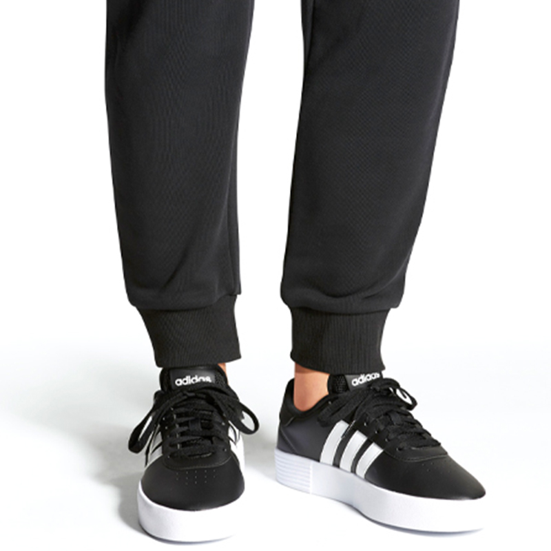 Sizing (W) adidas neo Court Bold Nero/Bianco FX3490