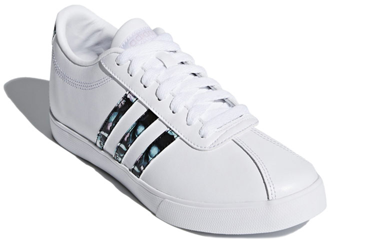 Lookbook (W) adidas neo Courtset ''Weiß Tie Dye'' DB1373