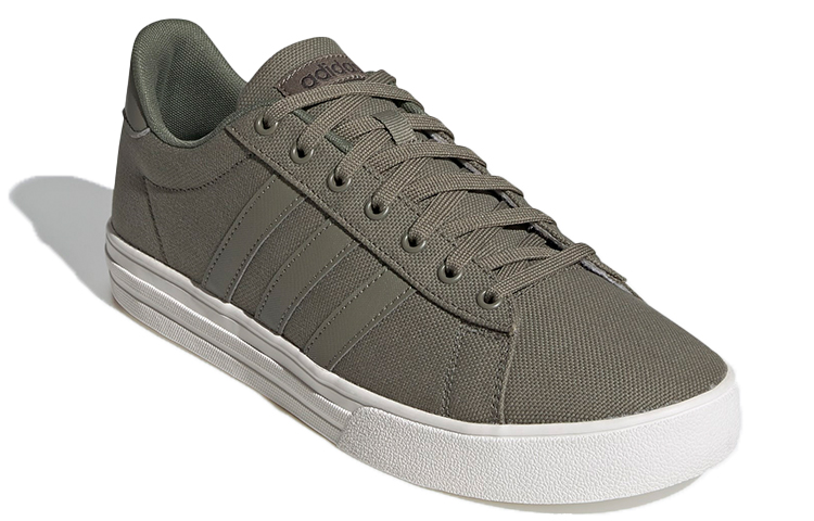 Shop (W) adidas neo Daily 2.0 Verde EG8332