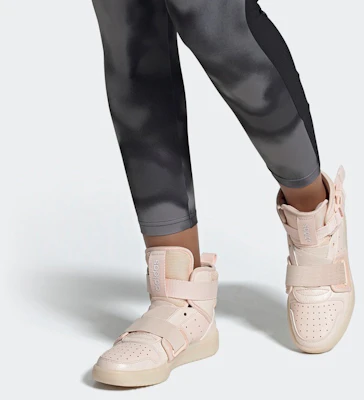 adidas neo Hoops 2.0 Utx 中幫 板鞋 女款 粉 Sizing adidas neo Hoops 2.0 Utx 中幫 板鞋 女款 粉