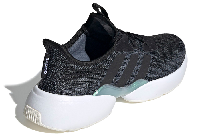 Shop (W) adidas NEO Mavia X Gris/Noir EG4315