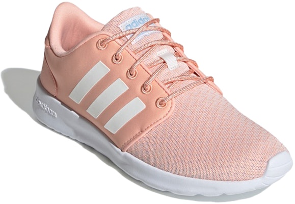 (W) adidas neo Qt Racer Merah/Putih EE8541 Lookbook (W) adidas neo Qt Racer Merah/Putih EE8541