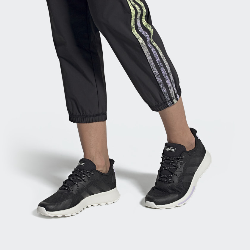 Sizing (W) adidas Neo Quesa Trail X ''Carbon Schwarz'' EG4209