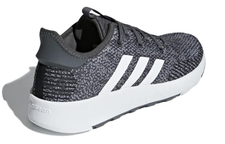 Shop (W) adidas NEO Questar X BYD 'Hitam Putih' F34668