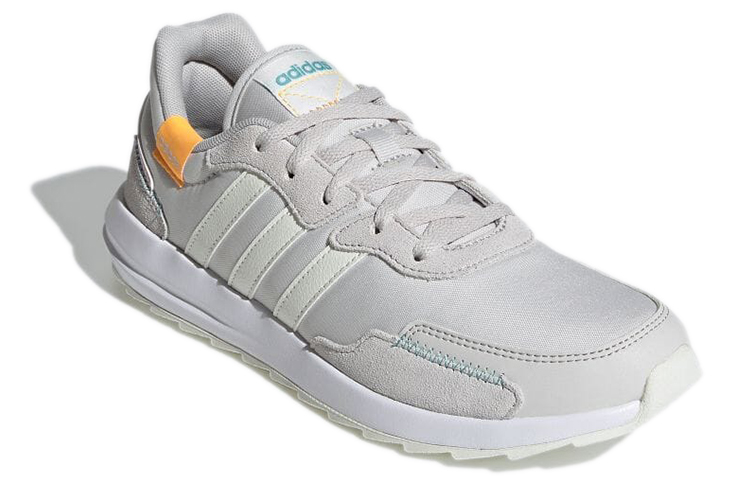 Lookbook (W) adidas NEO Retrorun ''Grijs'' GZ5353