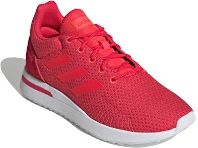 (W) adidas neo Run70s Kasut Rendah Merah F37003 Lookbook (W) adidas neo Run70s Kasut Rendah Merah F37003