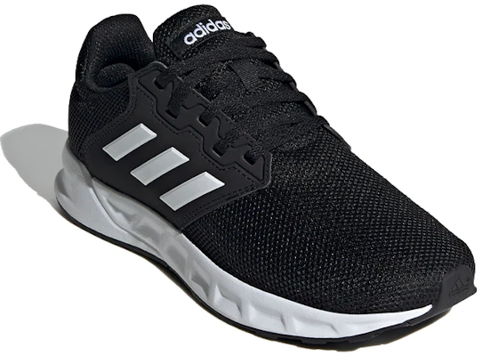 (W) adidas Neo Showtheway Noir/Blanc FX3623 Lookbook (W) adidas Neo Showtheway Noir/Blanc FX3623