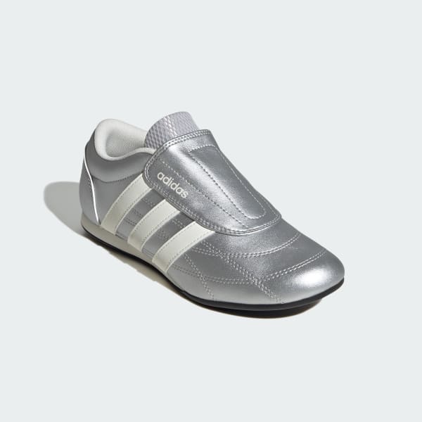 Shop (W) Zapatillas Adidas New Balance 2002R Tekwen Plateado Mate/Blanco/Negro Core JP9448