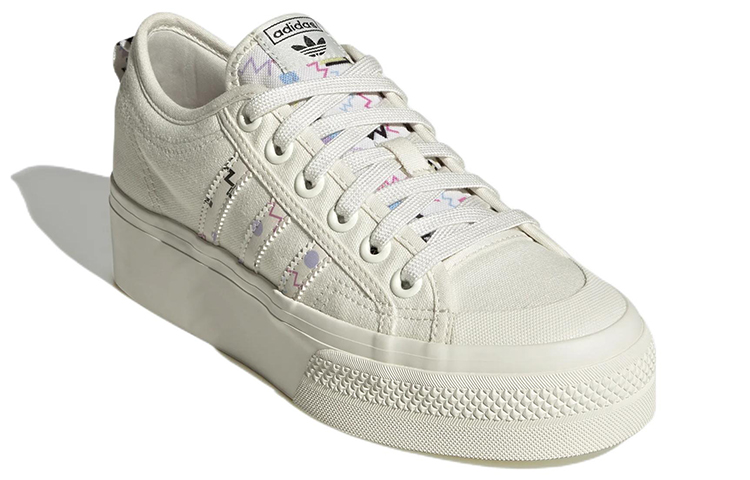 Lookbook (W) adidas Nizza Platform ''Geometrische Formen'' HQ8813