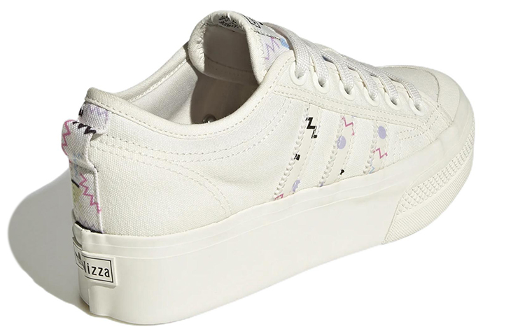 Shop (W) adidas Nizza Platform ''Geometrische Formen'' HQ8813