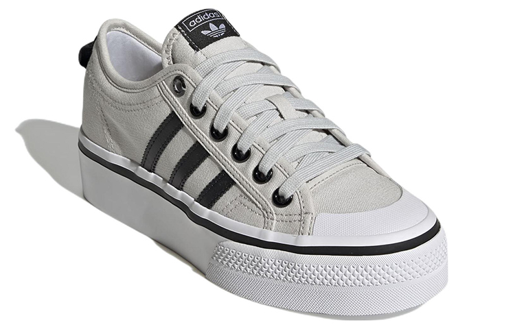 Lookbook (W) adidas Nizza Platform ''Grijs Zwart'' GX2020