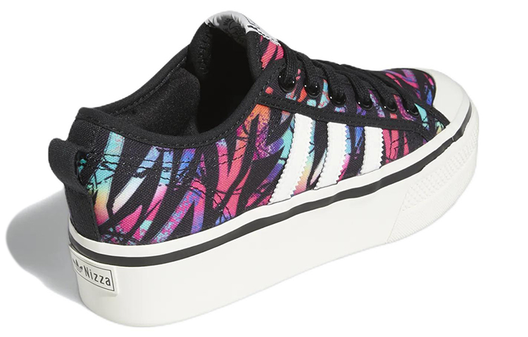 Shop （女款）adidas Nizza 增高鞋 '音樂節' HQ9857