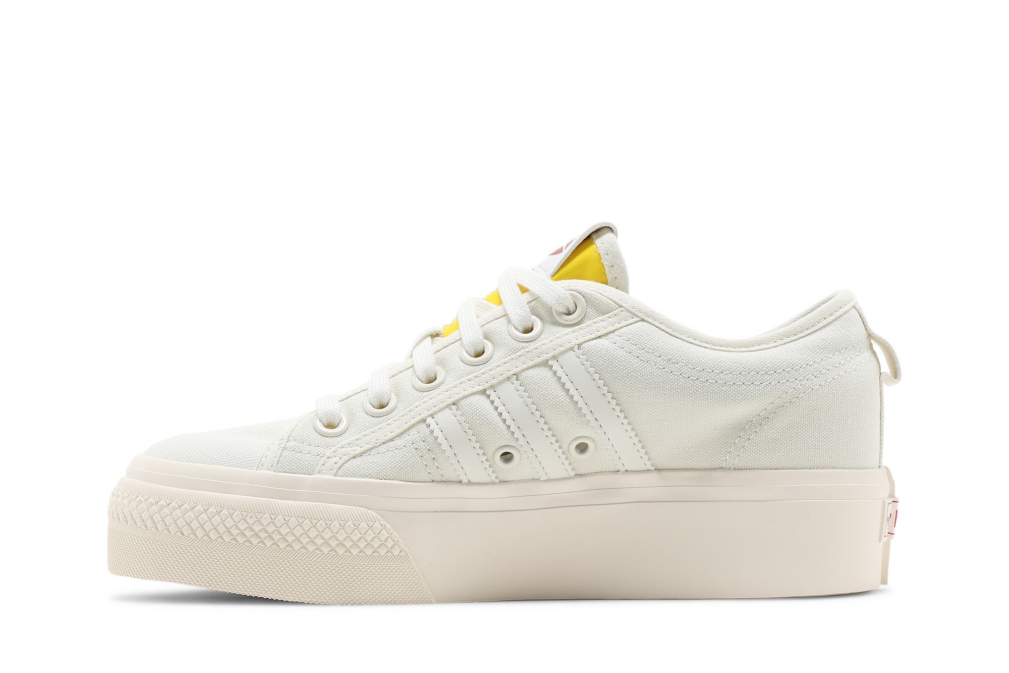 Lookbook adidas originals Nizza 平台舒適耐磨低筒休閒板鞋 女款 米色