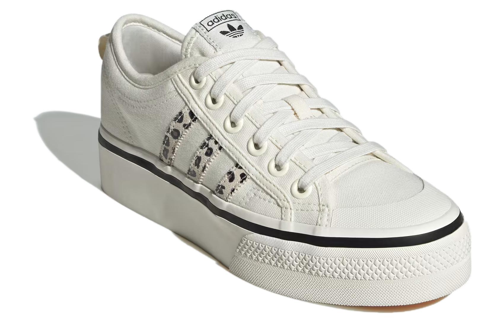 Lookbook (W) adidas NIZZA Platform ''Wit'' IG5057