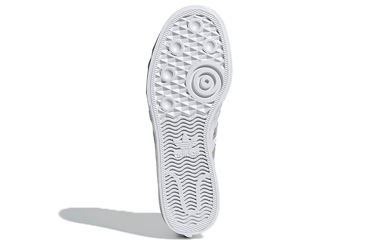 Sizing (W) 阿迪达斯 Nizza Platform Mid '白色虹彩' H01566