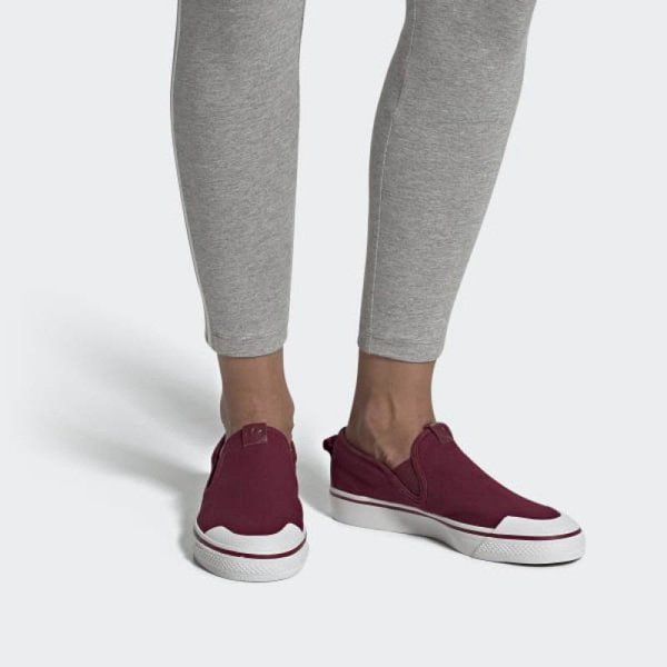 Sizing (W) adidas Nizza Slip-On Collegiate Burgundy Sneakers CG7137