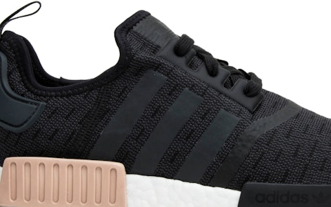 (女性)adidas NMD_R1 'Black Carbon' CQ2011 Order (女性)adidas NMD_R1 'Black Carbon' CQ2011