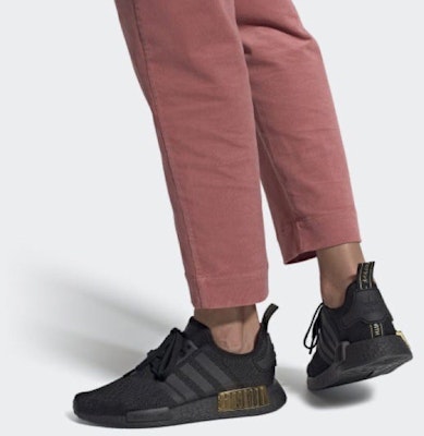 (W) アディダス NMD_R1 "黒金メタリック" FV1787 Sizing (W) アディダス NMD_R1 "黒金メタリック" FV1787