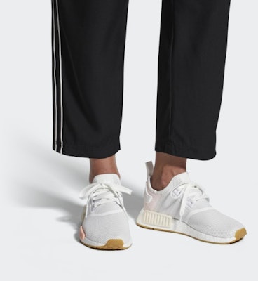 (W) adidas NMD_R1 'Putih Awan Asli' BC0237 Sizing (W) adidas NMD_R1 'Putih Awan Asli' BC0237