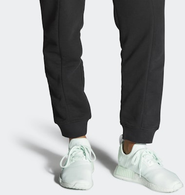 (W) アディダス NMD_R1 ダッシュグリーン FV1795 Sizing (W) アディダス NMD_R1 ダッシュグリーン FV1795