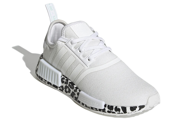 Lookbook (W) adidas NMD_R1 'Leopardo - Blanco' GZ1623