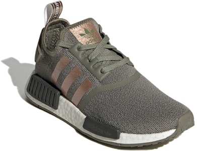 (W) 아디다스 NMD_R1 '메탈릭 스트라이프 - 레거시 그린' FX8832 Lookbook (W) 아디다스 NMD_R1 '메탈릭 스트라이프 - 레거시 그린' FX8832