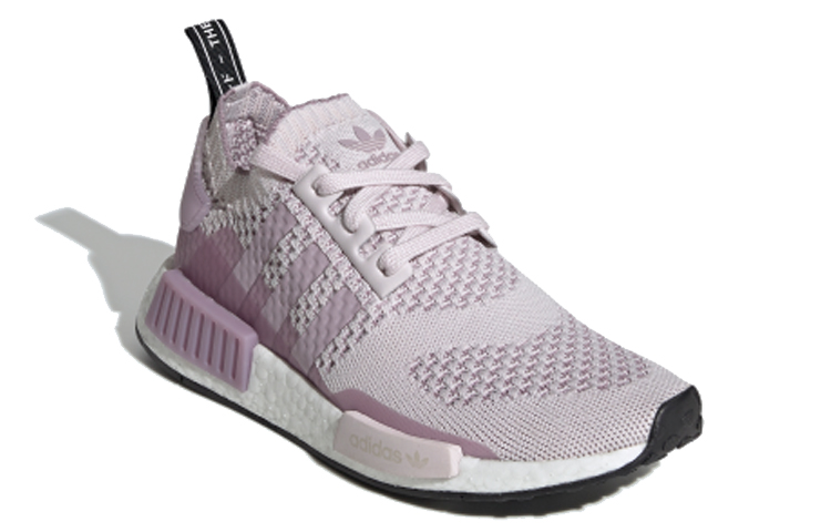 Lookbook (W) アディダス NMD_R1 「オーキッドティント」 EE6435