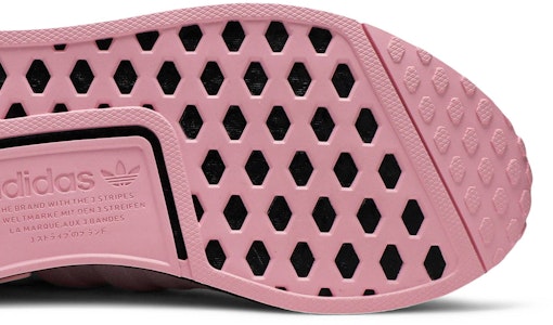 (W) 阿迪达斯 NMD_R1 "真粉黑色" FX0825 Purchase (W) 阿迪达斯 NMD_R1 "真粉黑色" FX0825