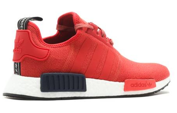 Lookbook (W) アディダス NMD_R1 「ビビッドレッド」 S76013