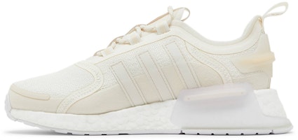 (W) アディダス NMD_R1 V3 "クラウドホワイト/マジックベージュ" GY6818 Lookbook (W) アディダス NMD_R1 V3 "クラウドホワイト/マジックベージュ" GY6818