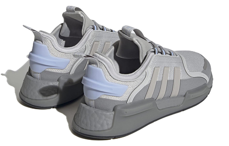 Shop (W) adidas NMD_R1 V3 'Gris Azul Amanecer' HQ4277