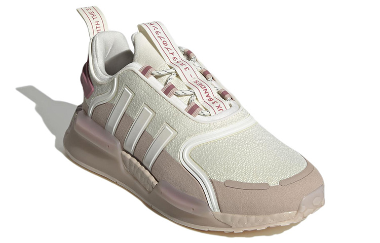 Lookbook (W) アディダス NMD_R1 V3 "オフホワイト ワンダー トープ" HQ4275