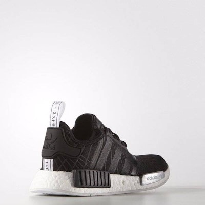 (W) adidas NMD Runner 'Hitam' S79386 Order (W) adidas NMD Runner 'Hitam' S79386