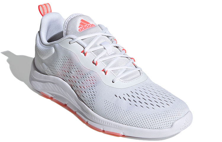 Lookbook (W) アディダス ノバモーション 白/シグナルピンク FW3256