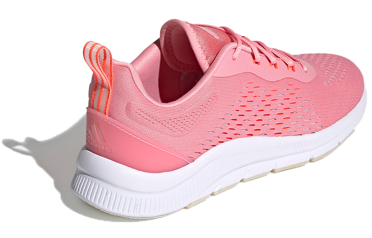 Shop (W) adidas Novamotion Rose/Blanc FY8385