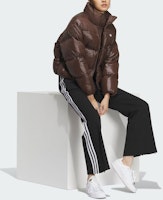 (W) adidas Originals 棕色標誌長袖羽絨外套夹克. IK2797 Purchase (W) adidas Originals 棕色標誌長袖羽絨外套夹克. IK2797